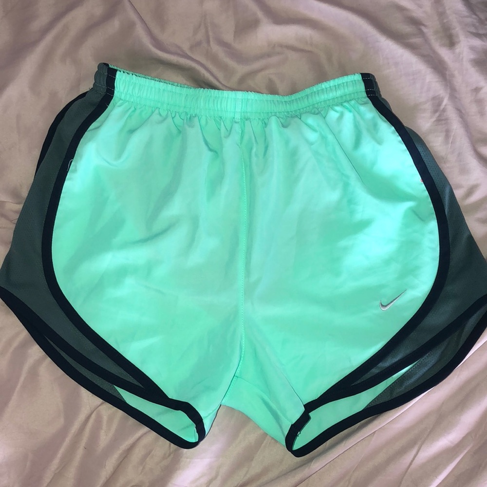 mint green nike shorts xs